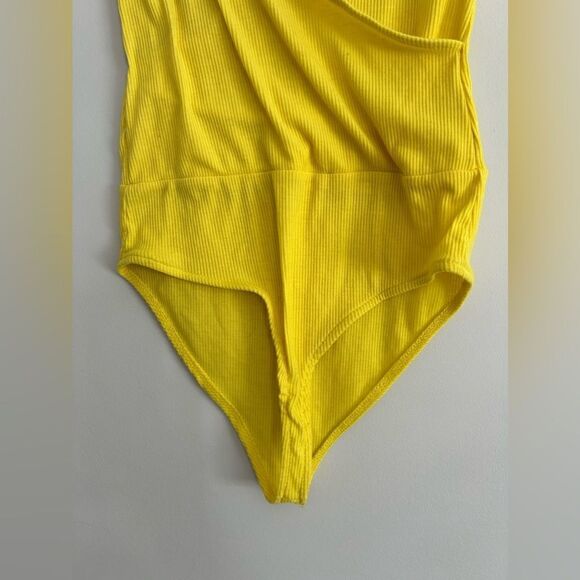 Zara Trafaluc Yellow Front Cross Bodysuit - Picture 5 of 14